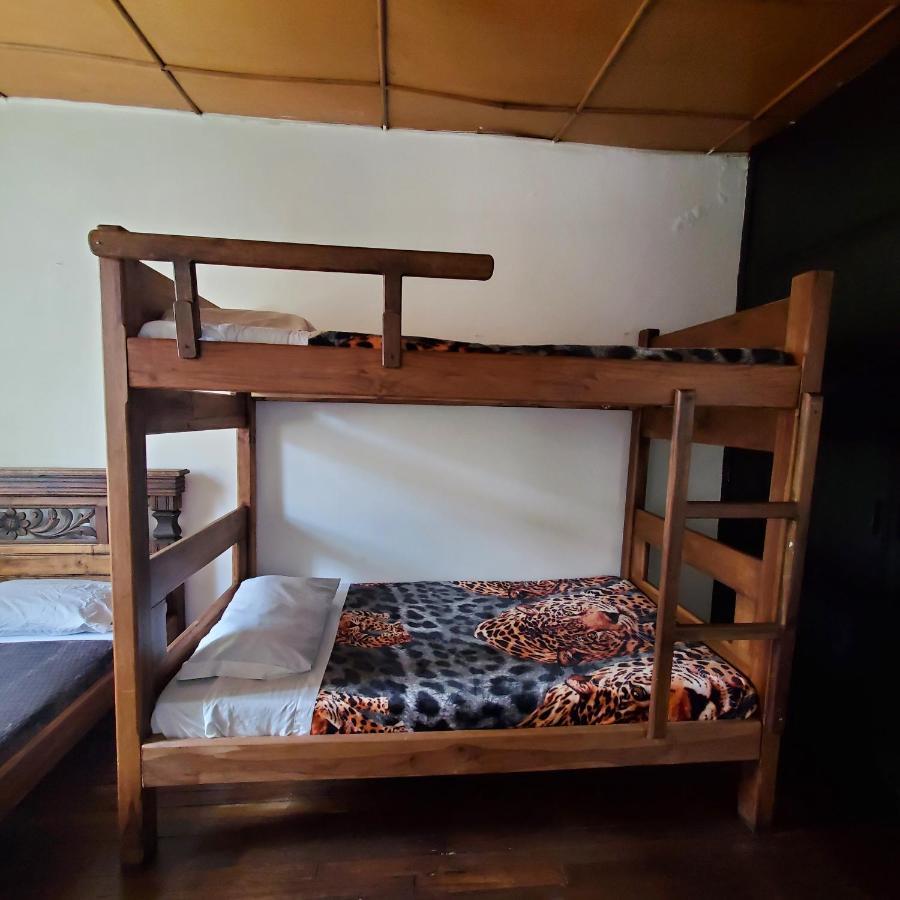 Hostal CQ Chapinero Bogotá Esterno foto