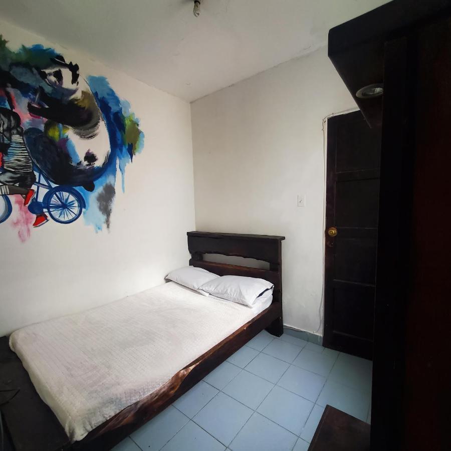Hostal CQ Chapinero Bogotá Esterno foto