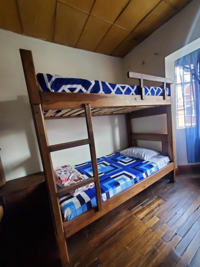 Hostal CQ Chapinero Bogotá Esterno foto