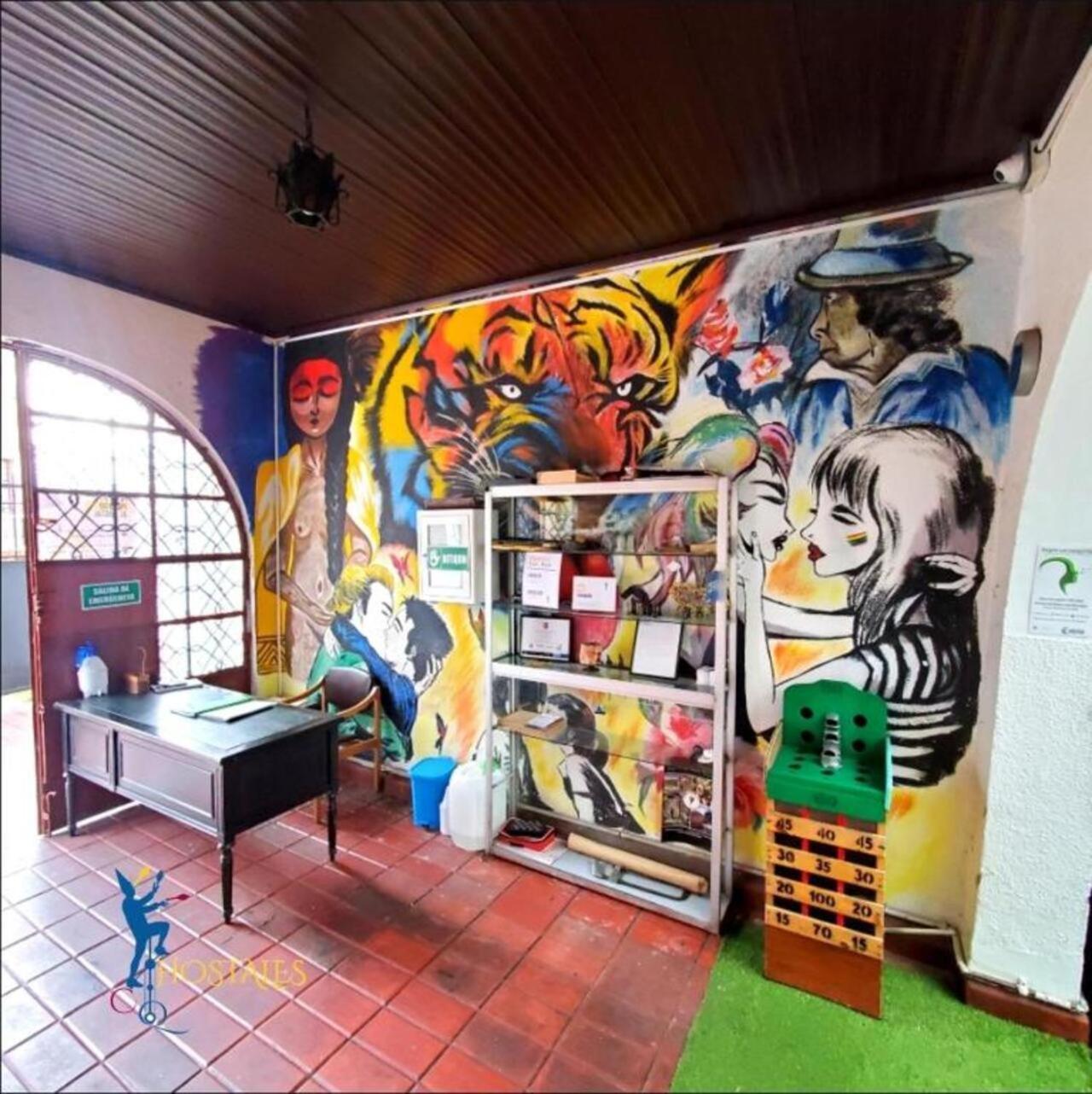 Hostal CQ Chapinero Bogotá Esterno foto