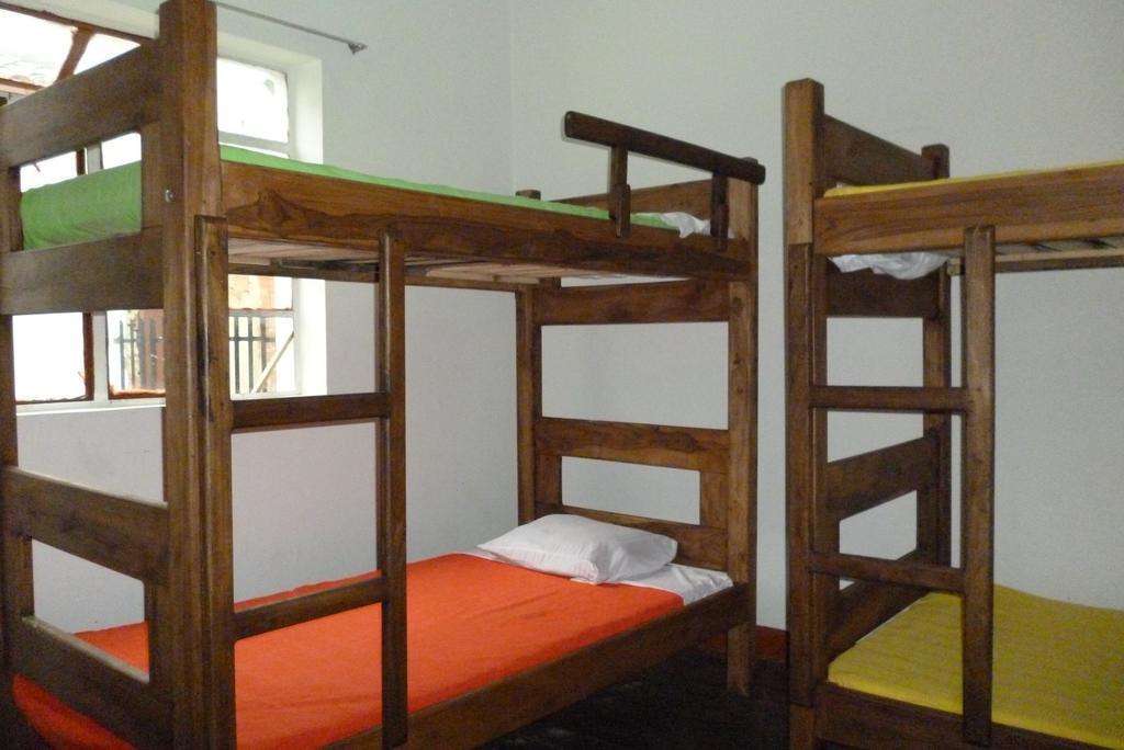 Hostal CQ Chapinero Bogotá Esterno foto
