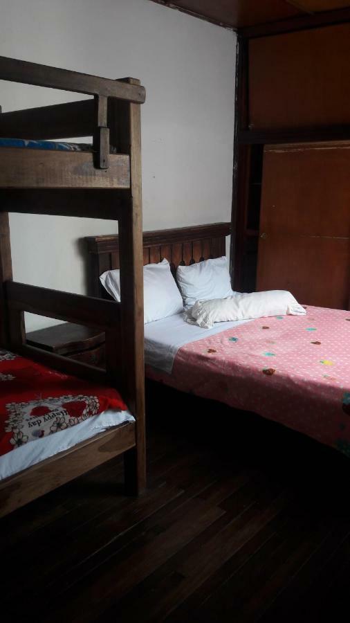 Hostal CQ Chapinero Bogotá Esterno foto